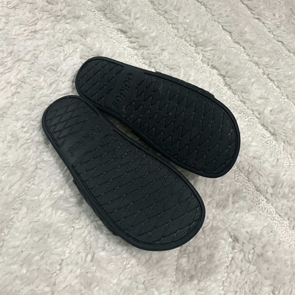 adidas Adilette Cloudfoam Comfort Slides Sandals Black/Grey Size 6 - Picture 5 of 10